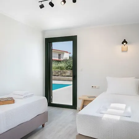 Trialonia Luxury Villa Kissamos